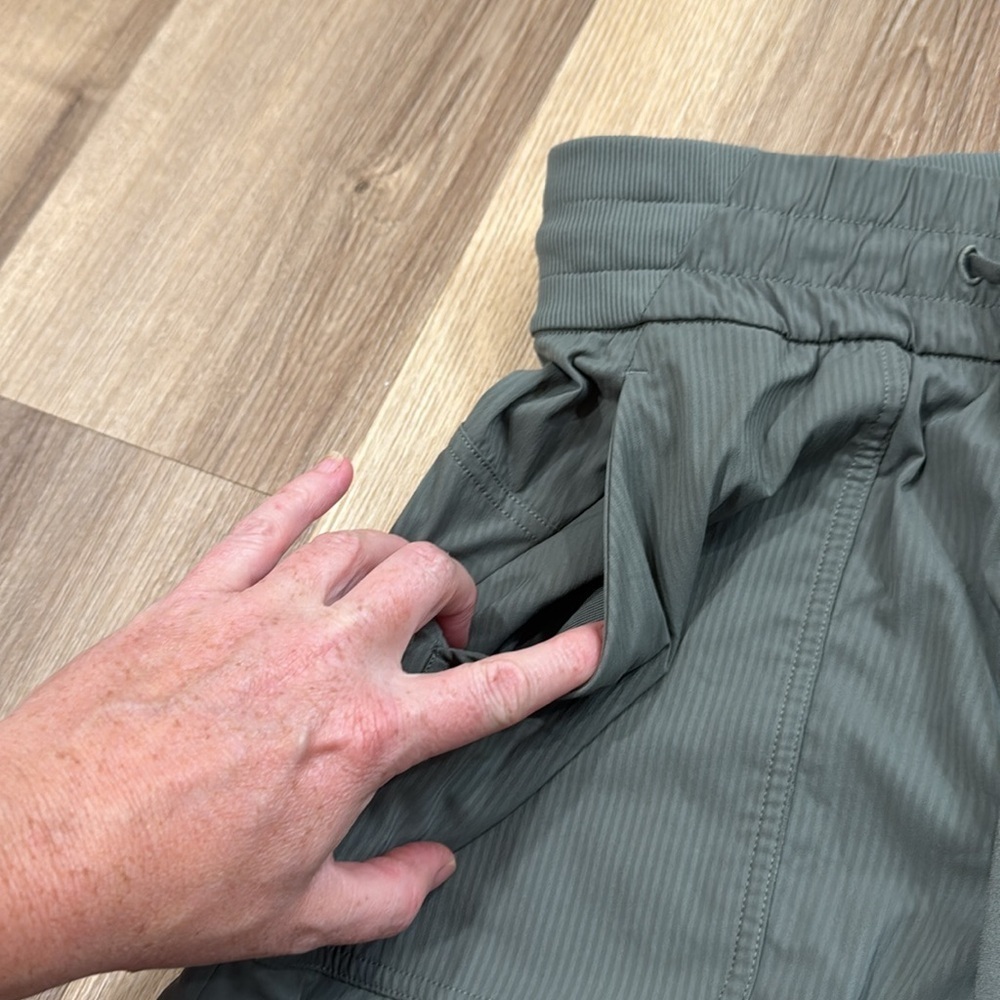 lululemon athletica Grayish Green Ankle Cropped Pants - Picture 9 of 12